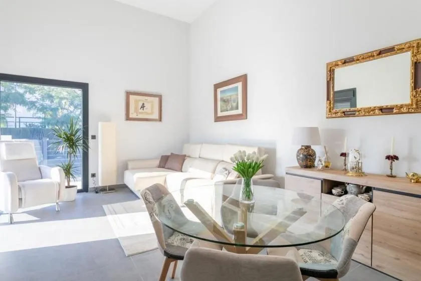 Villa con piscina privada Daya Nueva