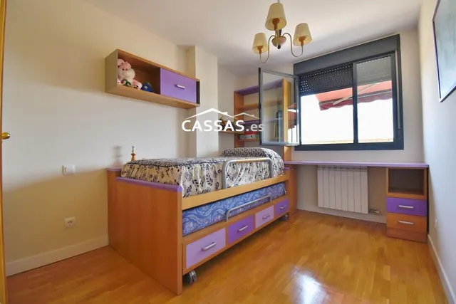 URBANIZACIÓN CORAZON DE ARDOZ - ÁTICO de 2 habitaciones con terraza 40m2. Garaje, trastero y piscina — 30