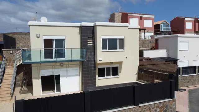Villa de Lujo en San Bartolome de Tirajana zona San Agustín- - foto 3