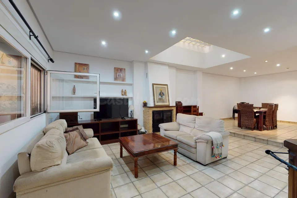 VIVIENDA UNIFAMILIAR EN LA RAYA - MURCIA