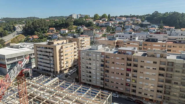 Apartamento 3 habitaciones 136m² en venta - São Victor — 28