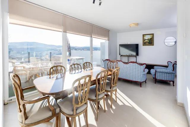 ESPECTACULAR ATICO CON TERRAZA Y MARAVILLOSAS VISTAS EN ALHA - foto 3