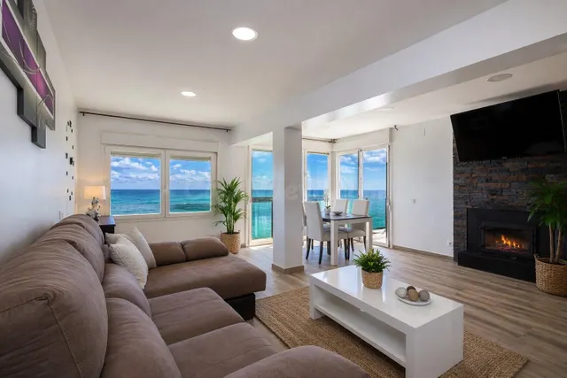 Chalet en Primera Línea de Playa, Mareny de Barraquetes, Sue