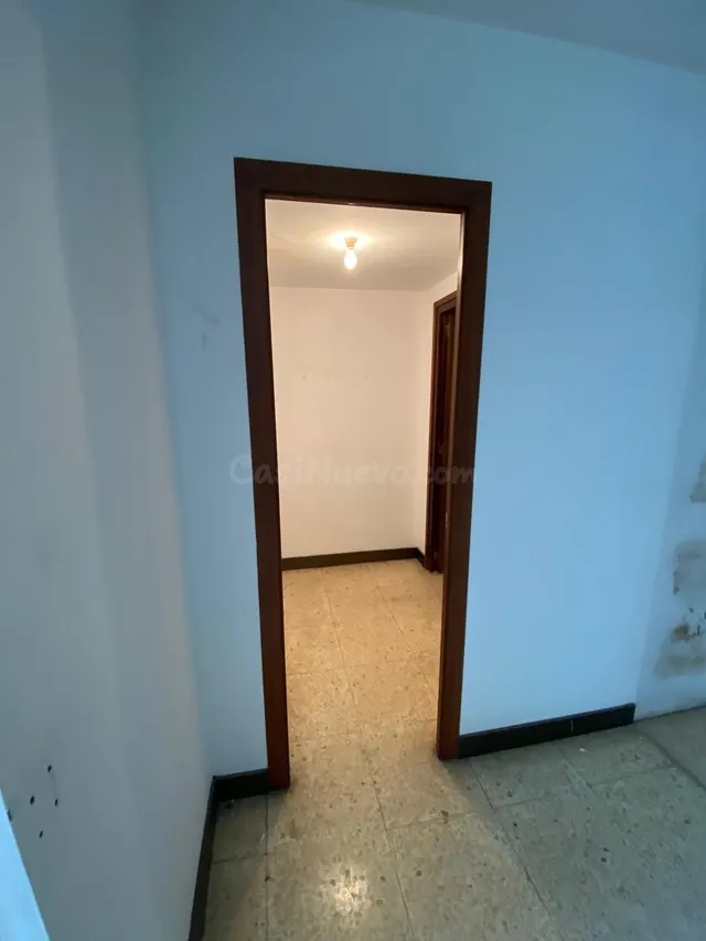 ALQUILER LOCAL DE 125M2 EN IGUALADA ZONA POBLE SEC — 4