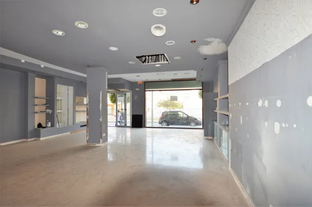 LOCAL COMERCIAL EN PETRER — 3
