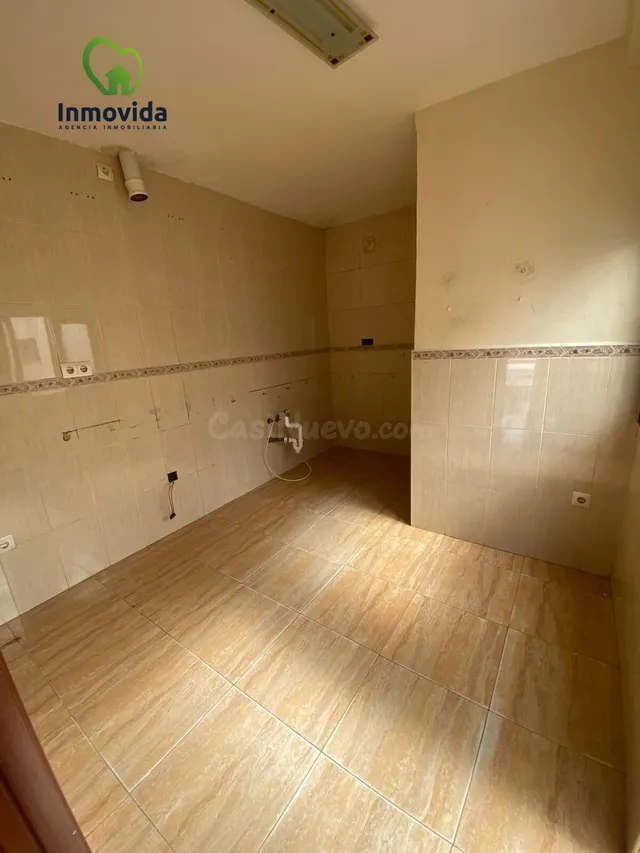 OPORTUNIDAD EN VENTA DE CASA URBANA Y VARIOS SOLARES URBANOS - foto 5