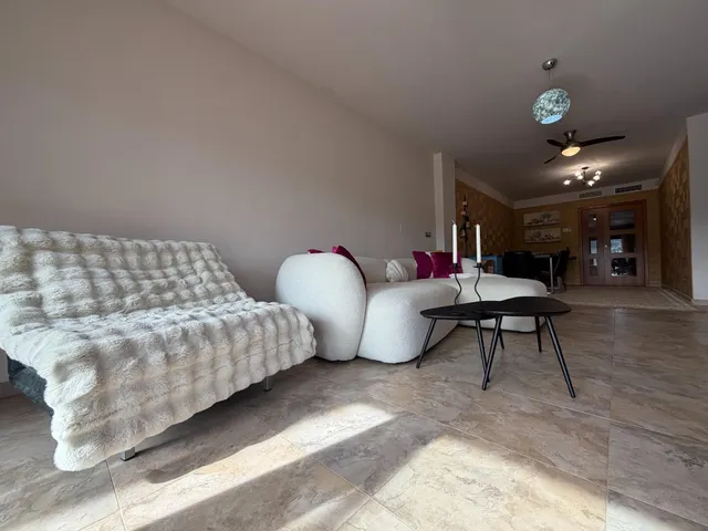 Amplia vivienda en Casares Costa con espectacular terraza privada, garaje y trastero — 18