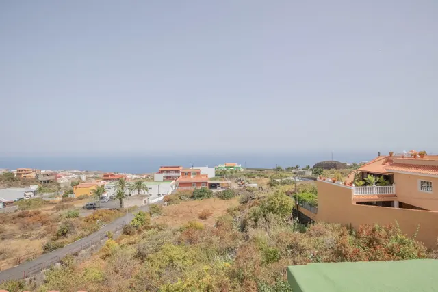 CASA TERRERA CON FINCA EN VENTA EN SANTA BÑRBARA, ICOD DE LOS VINOS — 47
