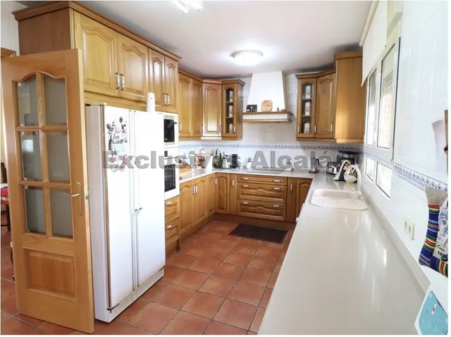 Impresionante Chalet en El Robledal — 9