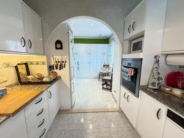 Impresionante Chalet Independiente en El Chaparral, Torrevieja — 35