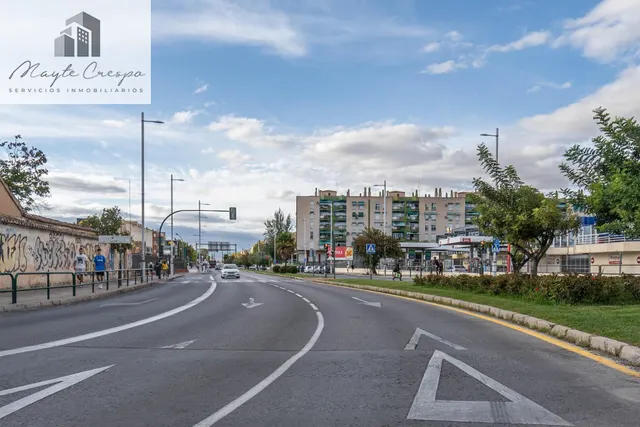 Venta de cafetería La Contraviesa de 160 m2  junto a Alcampo — 46