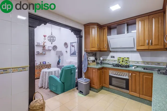 Fantástica casa en bola de oro — 18