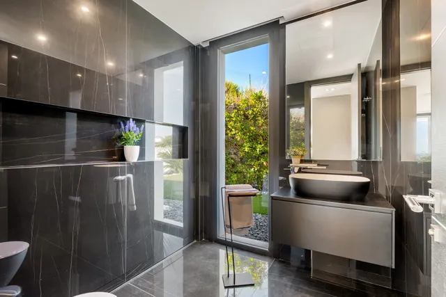 Spectacular Contemporary Villa with Exquisite Quality and Beautiful Views — 48