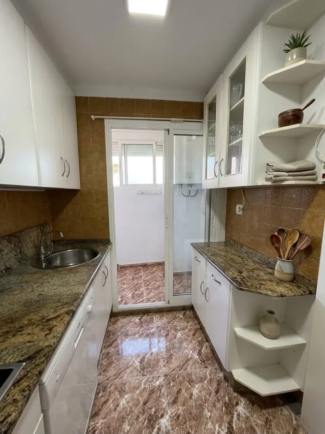 ¡Disfruta del Mediterráneo a primera línea del mar, en Santa Pola! — 10