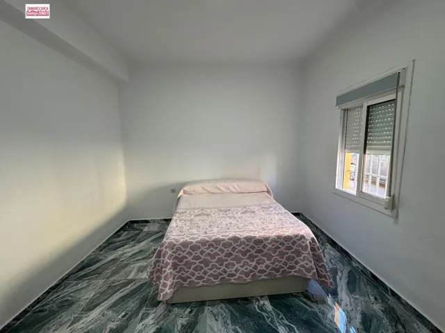 VENTA DE CASA EN BENIFAIO CON ACCESO POR DOS CALLES — 5