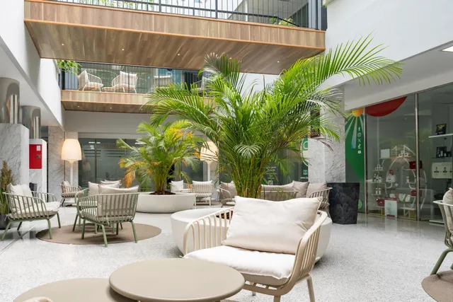 Alquiler de local comercial de 50 m2 en el Edificio Orihuela – Playa Flamenca, Orihuela Costa — 11