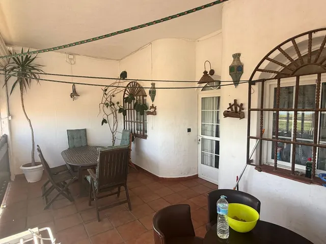 Fantástica casa en primera línea de playa en la Urbanización - foto 5