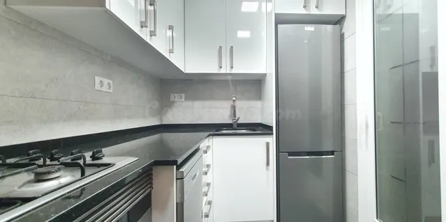 PARA ENTRAR A VIVIR!!! 3 habitaciones EN Pº ALMOGÁVARES. - foto 4
