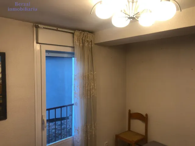 Casa de pueblo, para entrar a vivir, en entorno privilegiado de montaña. — 50