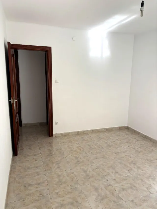 Piso en venta en el centro de l’hospitalet de llobregat – carrer bellavista — 17