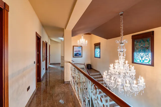Exclusivo Chalet Independiente en Almerimar: Elegancia, Amplitud, Privacidad, Gran Parcela, Excelentes Calidades y Acabados de Lujo — 26