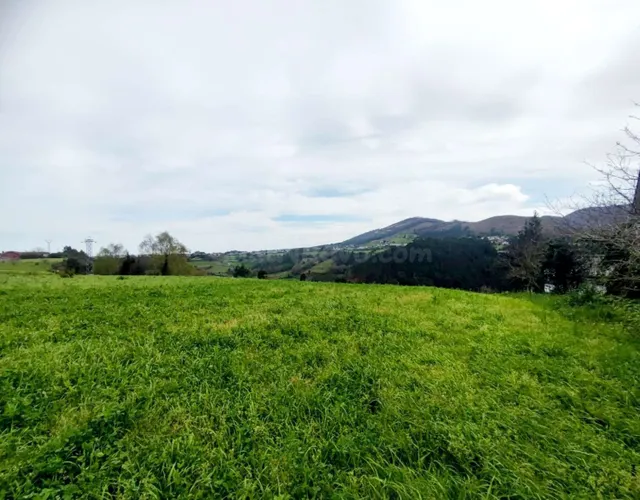 Gran parcela a 2.5km de Luarca - foto 5