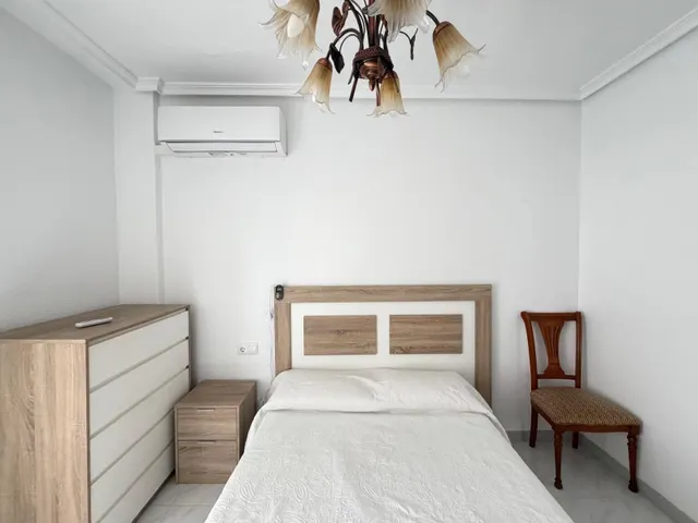 Apartamento 3 habitaciones 81m² en venta - Estacion de autobuses — 20