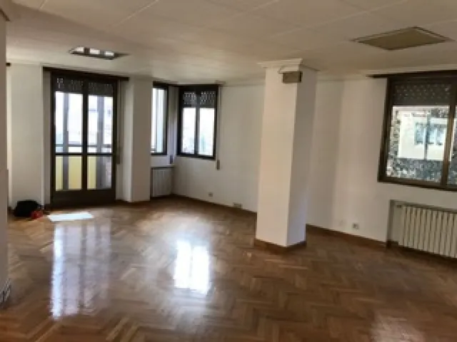 Oficina alquiler centro — 2
