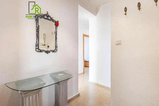 Magnífico piso ideal para invertir o para vivir sin vecinos y con vistas despejadas. — 19