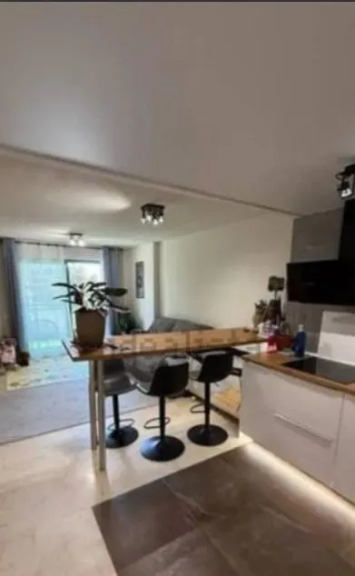 Cala Villajoyosa vendo 1 dormitorio doble cocina independiente  amplio salon. Milpisos.es — 7