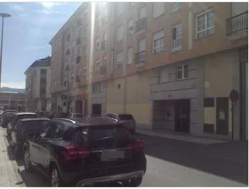 ESTUPENDO PISO EN LA ZONA ALTA
