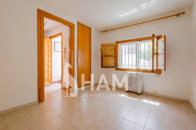 Casa en una planta con pabellón de invitados, piscina y garaje – Parcela 1.180 m2 — 45