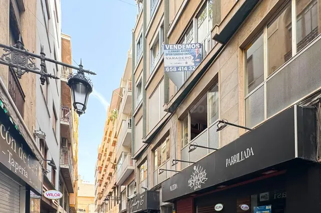 EL LIENZO DE TUS SUEÑOS EN EL CORAZÓN DE ELCHE: 150M2 JUNTO  - foto 3