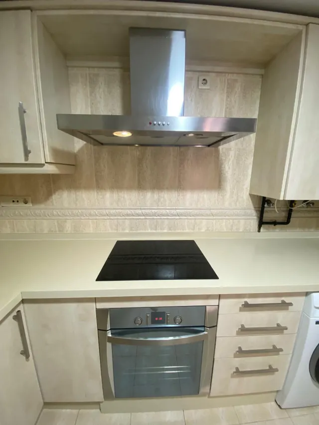 Tomares. bonito triplex amueblado junto al ayuntamiento — 14