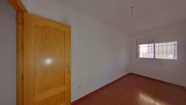 Venta de Piso Sin Posesión en Granada — 15