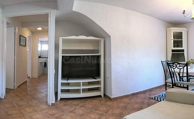 Piso en planta baja con terraza privada y barbacoa en el centro de Tortosa — 4