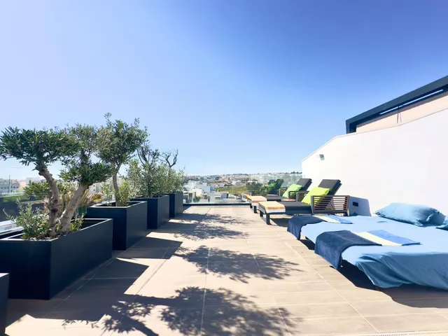 Apartamentos con 3 dormitorios y 2 baños en villamartin (orihuela costa) — 39