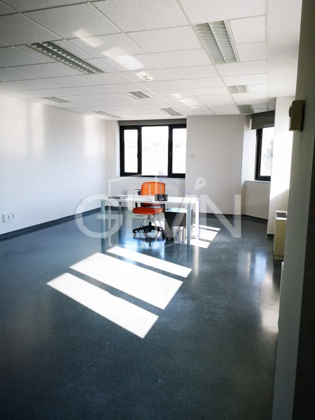 OFICINAS DE DIFERENTES MEDIDAS EN ALQUILER EN SANTA PERPETUA DE MOGODA — 6