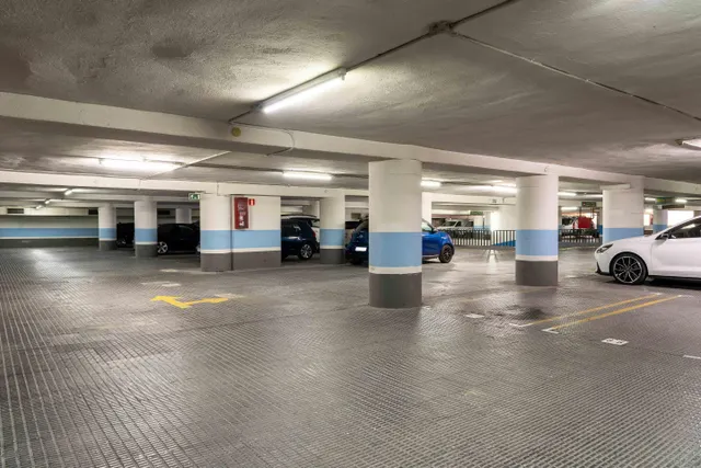 Parking de moto 2m² en alquiler - Eixample — 20