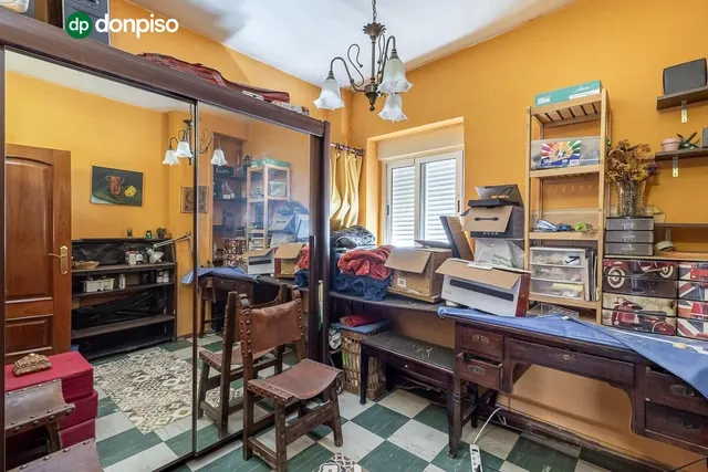 AMPLIO PISO JUNTO GRAN CAPITAN — 18