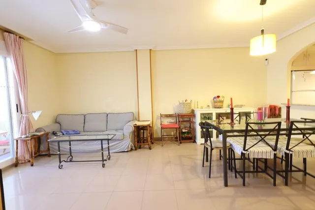 Apartamento en Lomas de Cabo Roig. Temporada baja. - foto 2