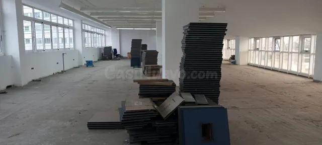 Local comercial 300m² en alquiler - La Grela-Bens-Meicende - foto 3