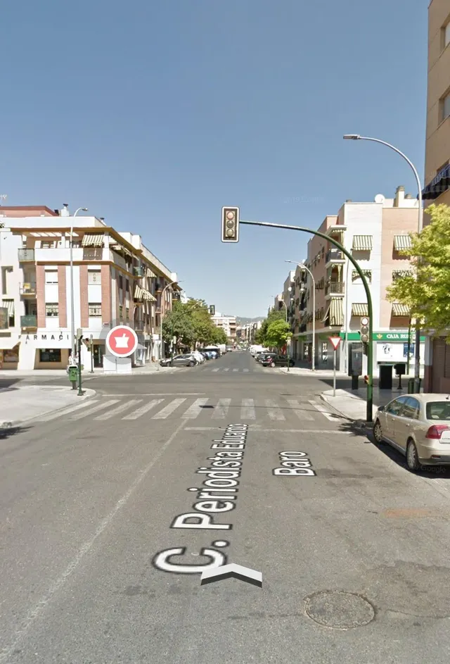 MAGNIFICO LOCAL ZONA ARENAL. VENTA POR JUBILACION. — 14