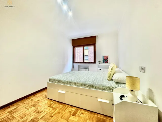 Piso reformado en alquiler junto a la playa de San Lorenzo, Gijón — 11