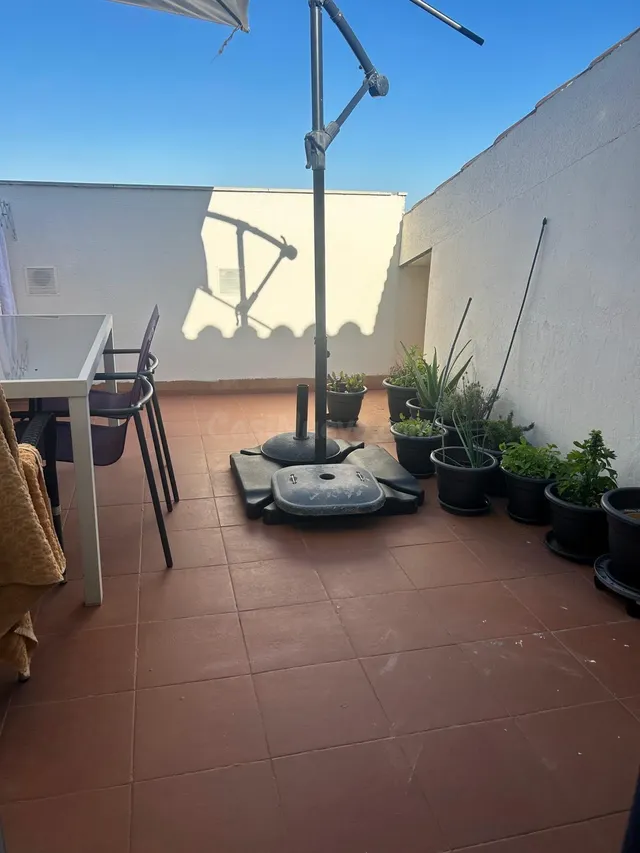 Acogedor duplex con Terraza Privada en Deltebre - foto 4