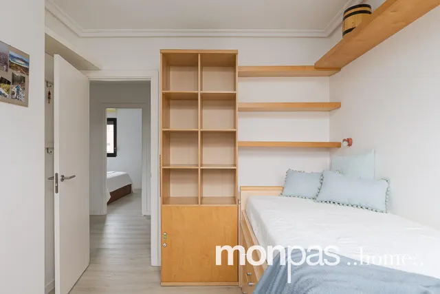 Piso en venta en Intxaurrondo — 28
