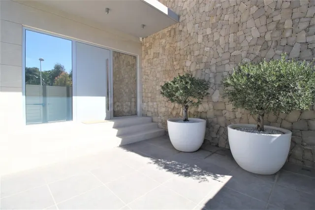 Villa de Lujo en Urb Palmera – Espacio, Estilo y Playa Privada — 4