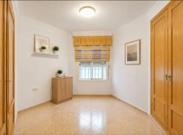 Apartamento centrico a escasos metros de la playa — 9