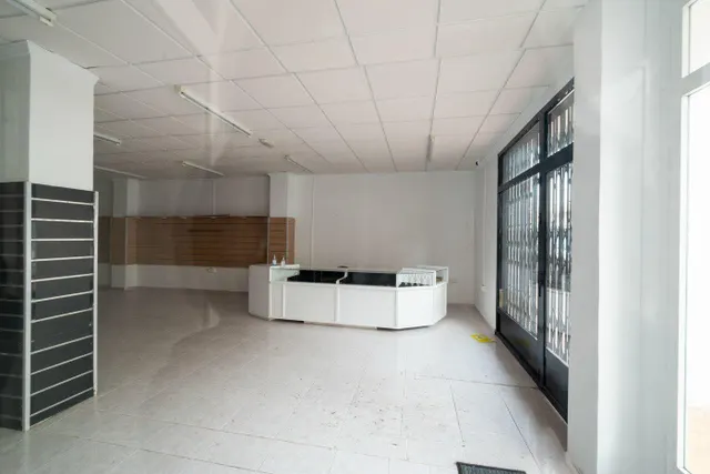 Edificio en venta Ondarta — 4