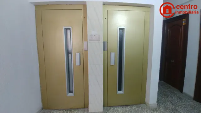 Recién reformado piso de 2 dormitorios — 13